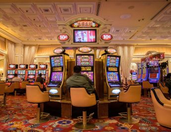 Casino Betting on Slot Machines: How to Increase Your Chances of Winning